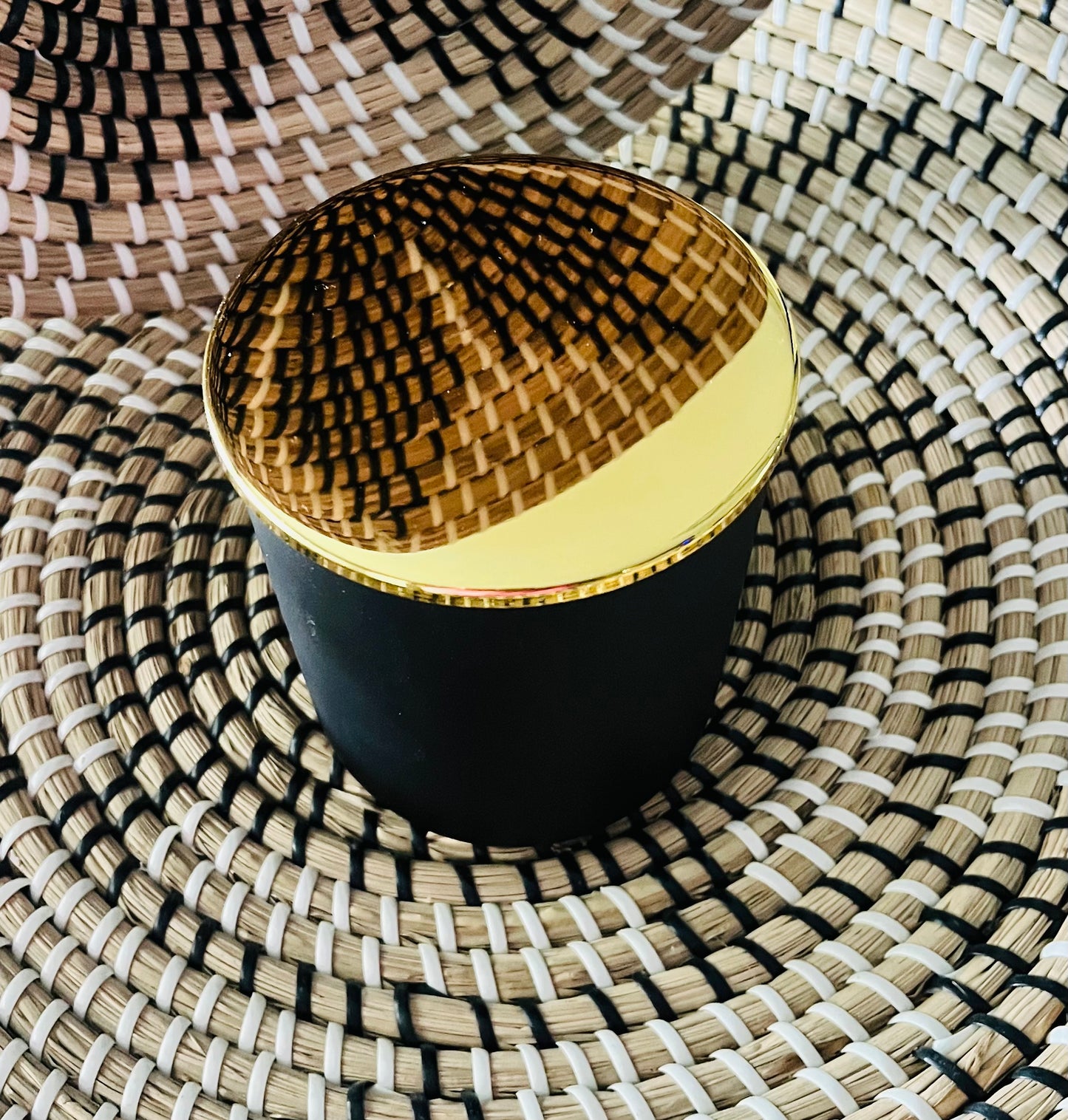 Smoldering Pear 12oz Matte Black Glass Candle