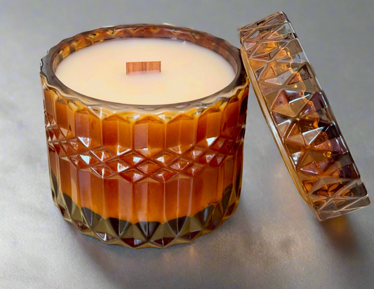 7oz Golden Glow Crystal Candle (Wick It Fruity)